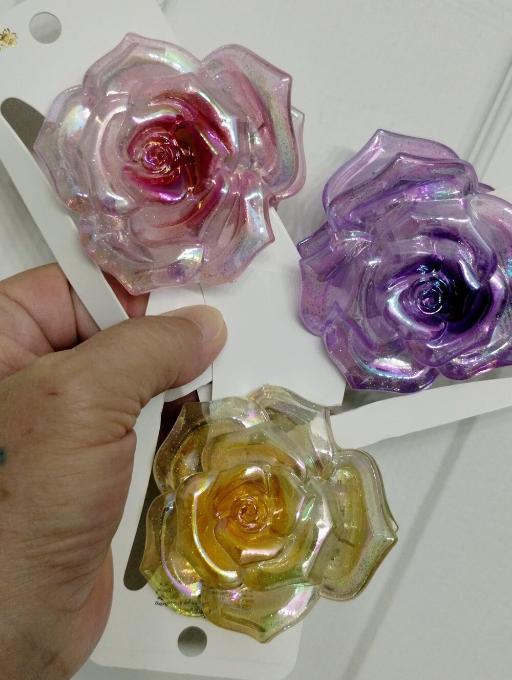 Camellia Hair Clips NWT 3 Pieces - Picture 5 of 16